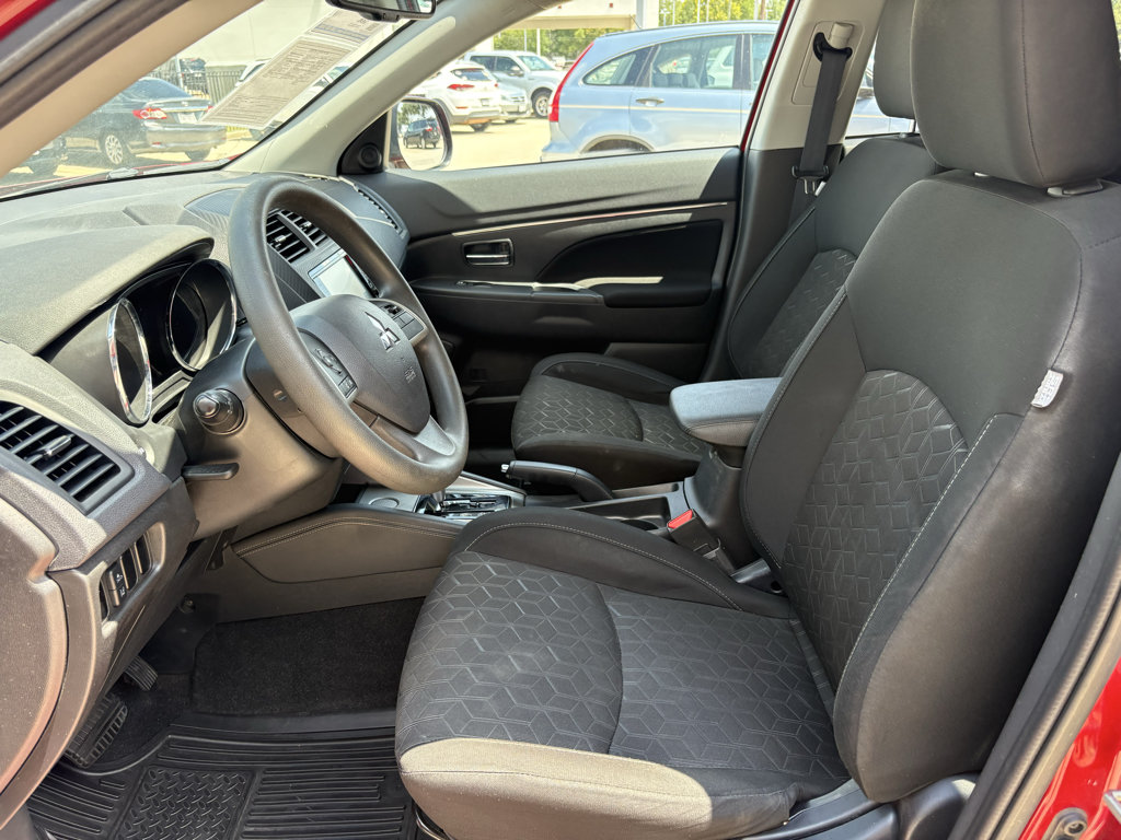 Used 2021 Mitsubishi Outlander Sport ES FWD image 10