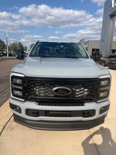 New 2026 Ford F350 Lariat w/ Black Appearance Package AWD/4WD video 2