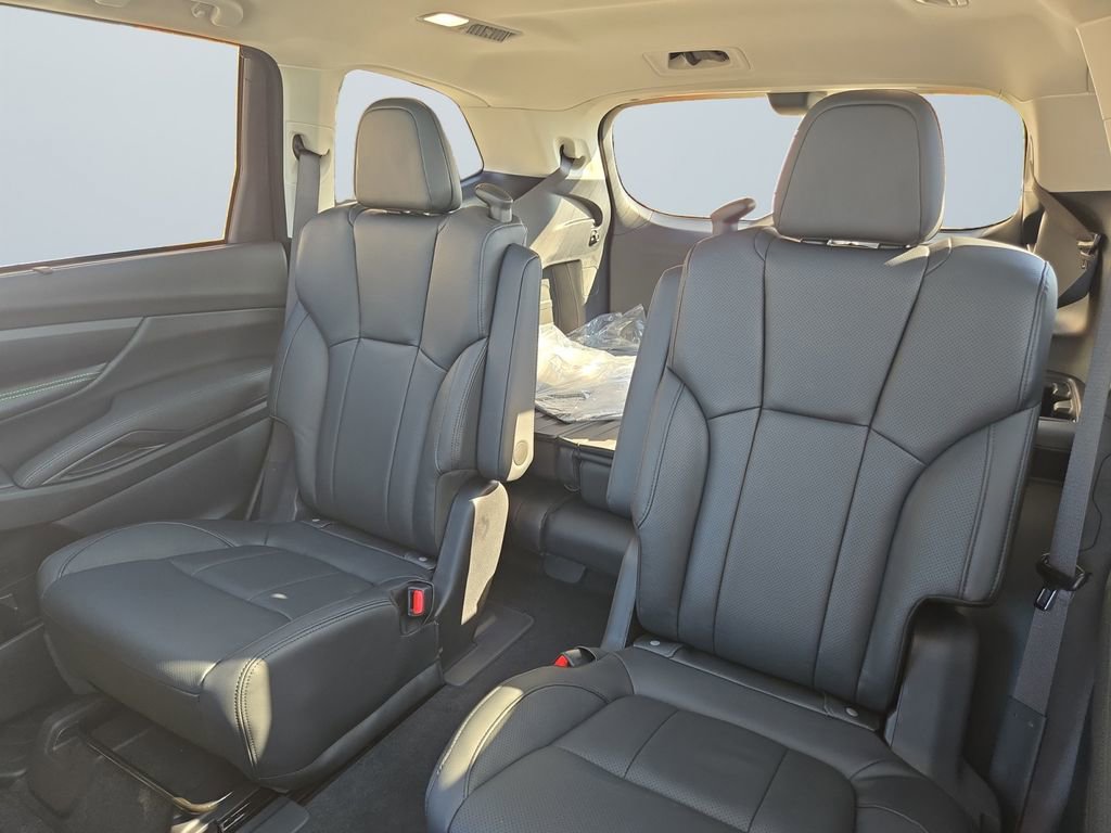 Used 2025 Subaru Ascent Bronze Edition w/ Onyx Package image 13