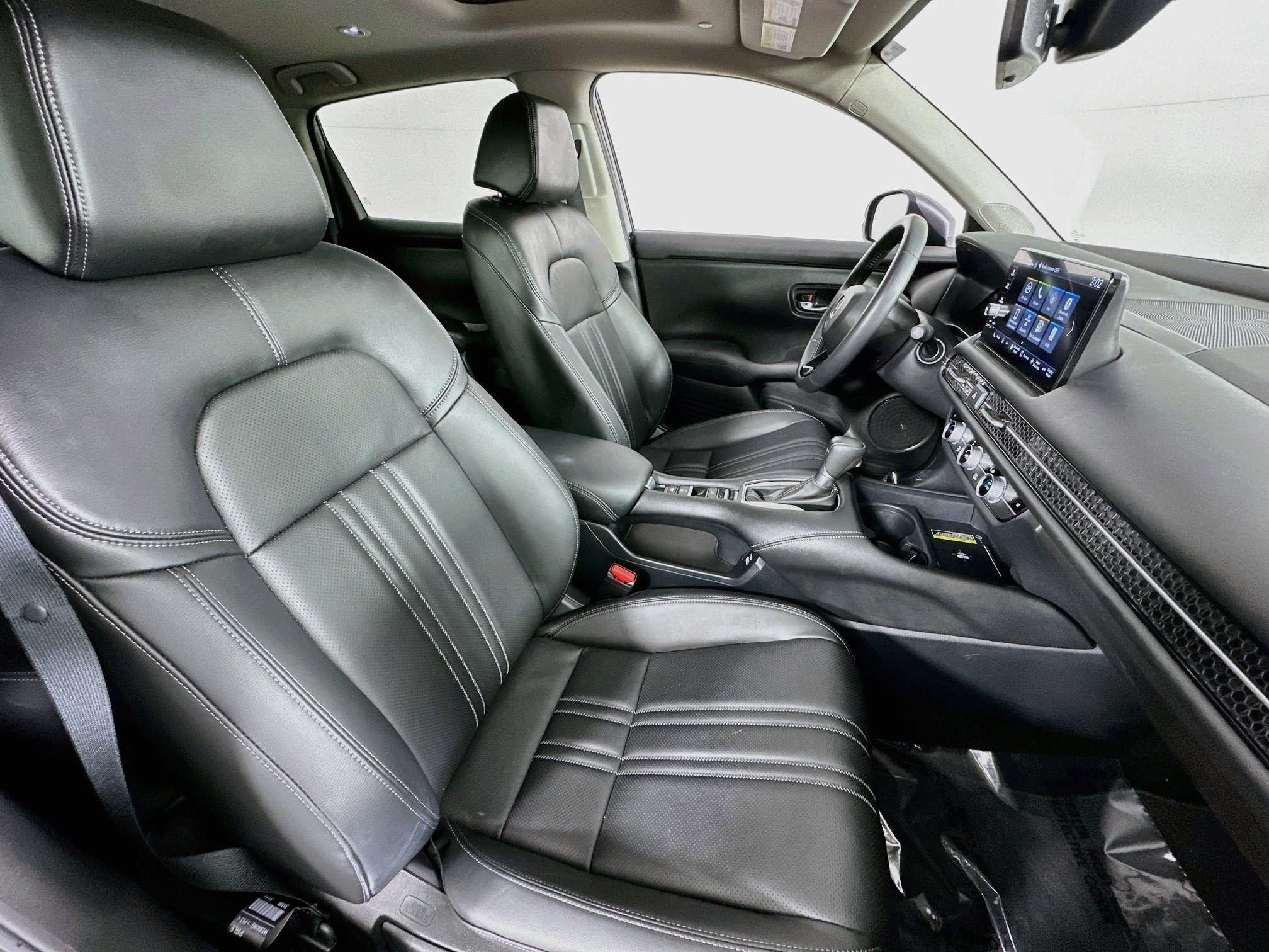 Used 2023 Honda HR-V EX-L image 27