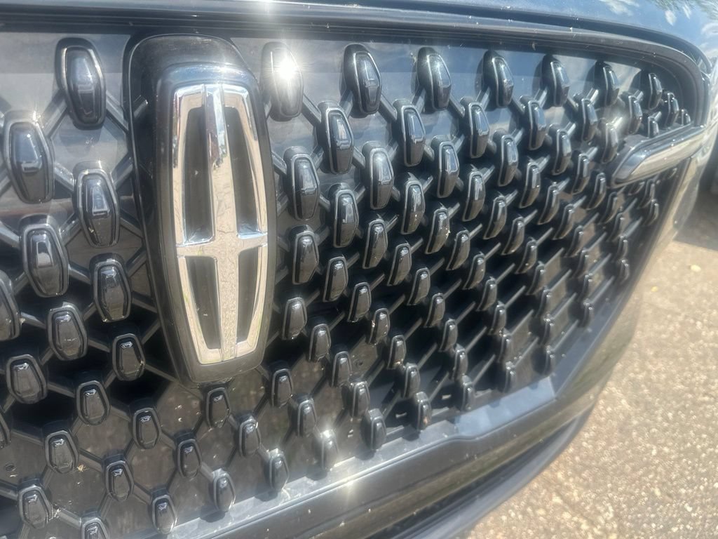 Used 2025 Lincoln Aviator Reserve w/ Jet Appearance Package AWD/4WD image 13