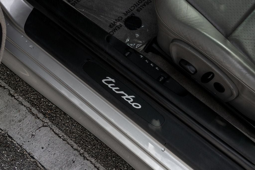 Used 2001 Porsche 911 Turbo AWD/4WD image 39
