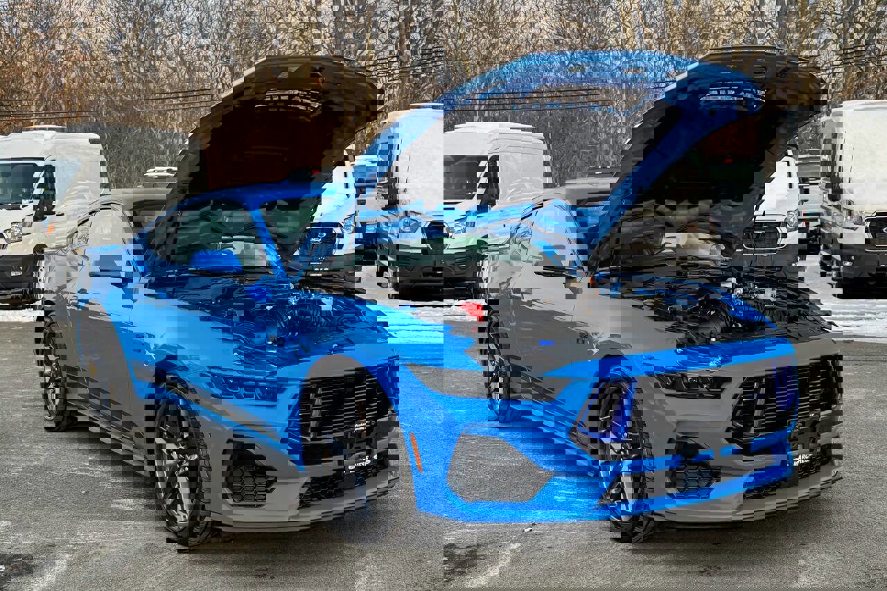 Used 2024 Ford Mustang GT Premium image 15