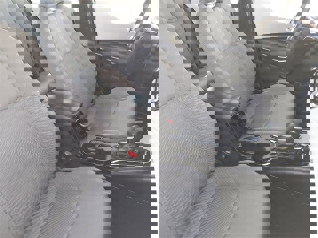 Used 2024 Toyota Corolla SE image 11