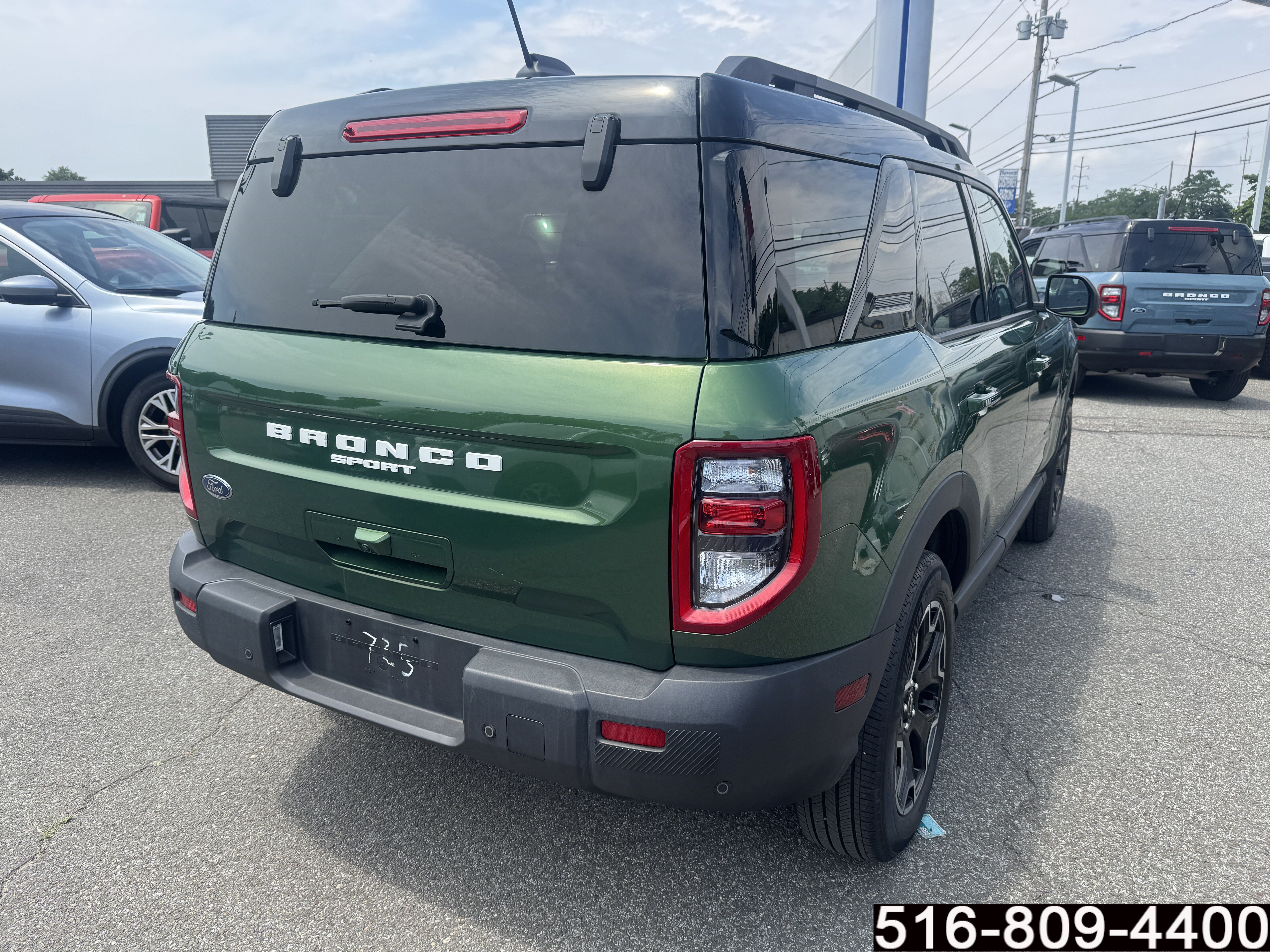 Used 2025 Ford Bronco Sport Outer Banks w/ Outer Banks Tech Package+ AWD/4WD image 5