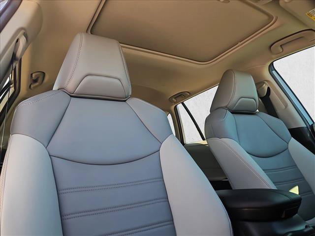 Used 2021 Toyota RAV4 XLE Premium FWD image 21