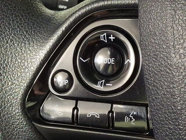 Used 2021 Toyota Prius LE w/ Carpet Mat Package (TMS) image 20