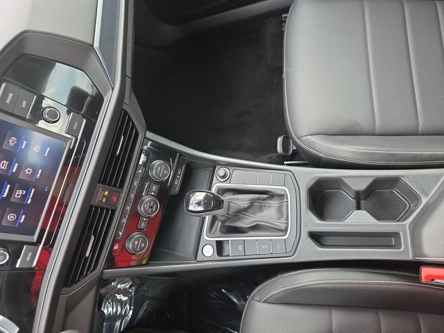 Used 2024 Volkswagen Jetta SE FWD image 24