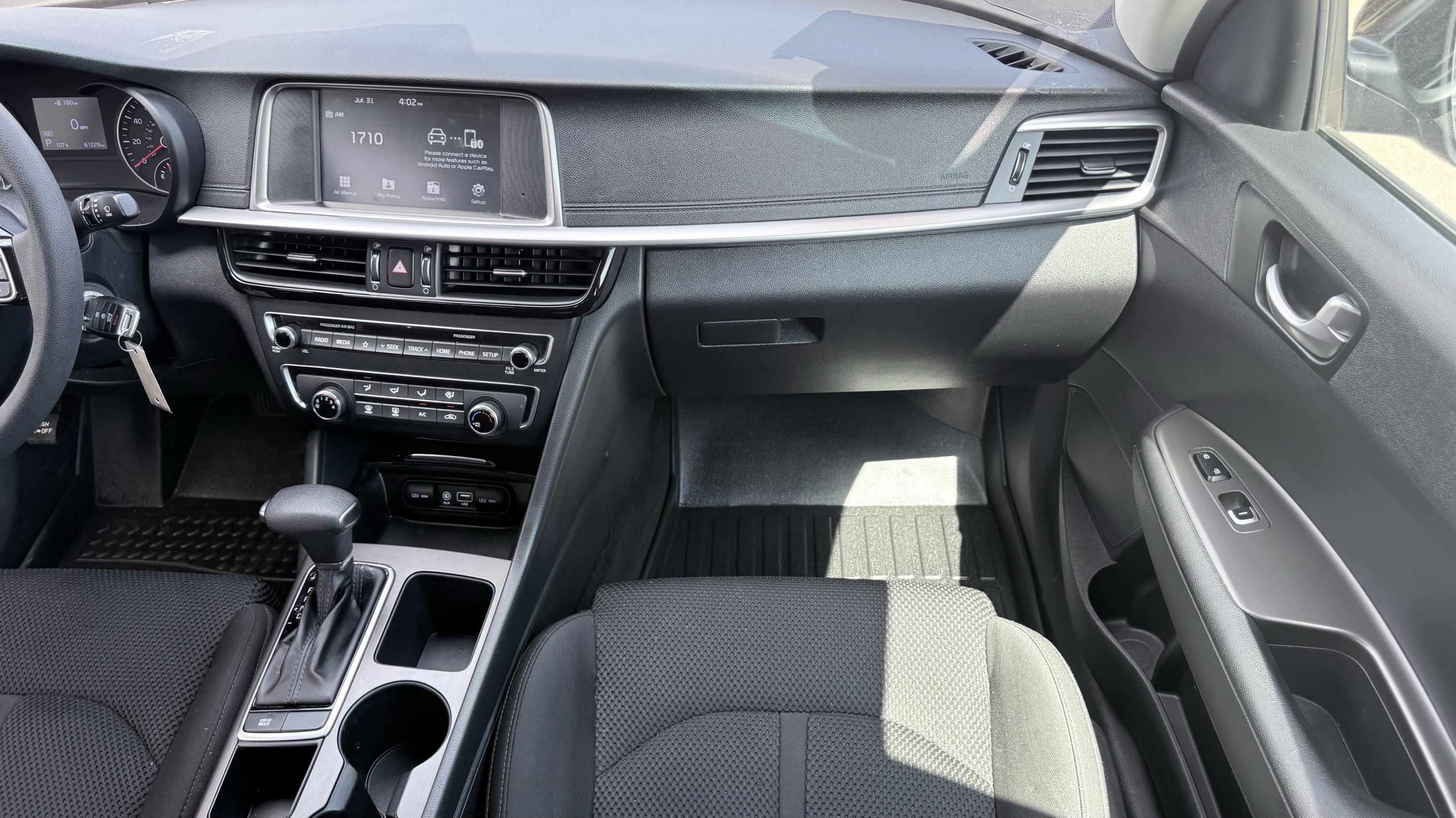 Used 2020 Kia Optima LX FWD image 43