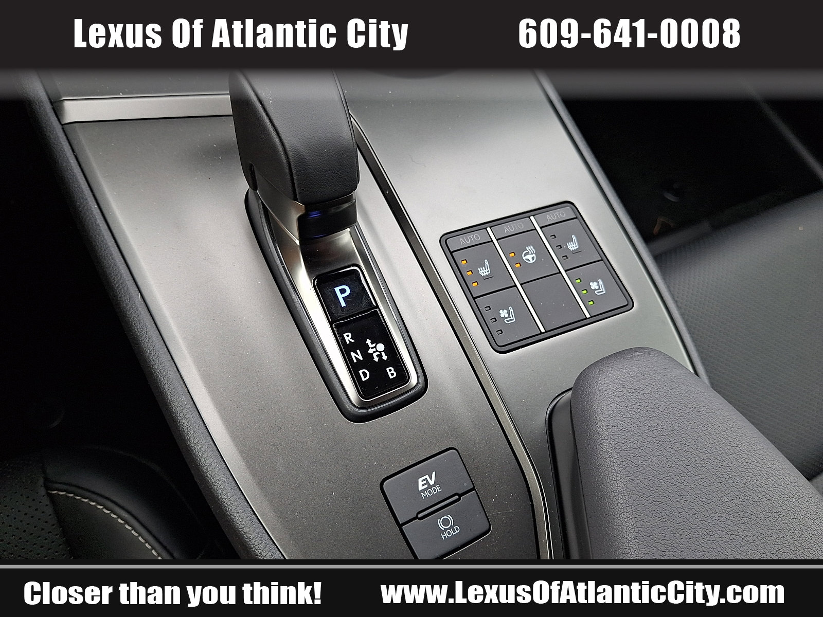 Certified 2025 Lexus UX 300h AWD w/ Accessory Package (Z2) image 15