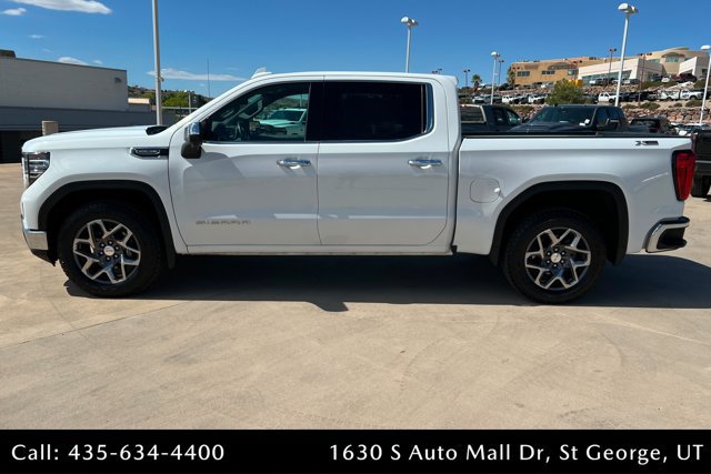 Used 2023 GMC Sierra 1500 SLT w/ X31 Off-Road Package AWD/4WD image 2