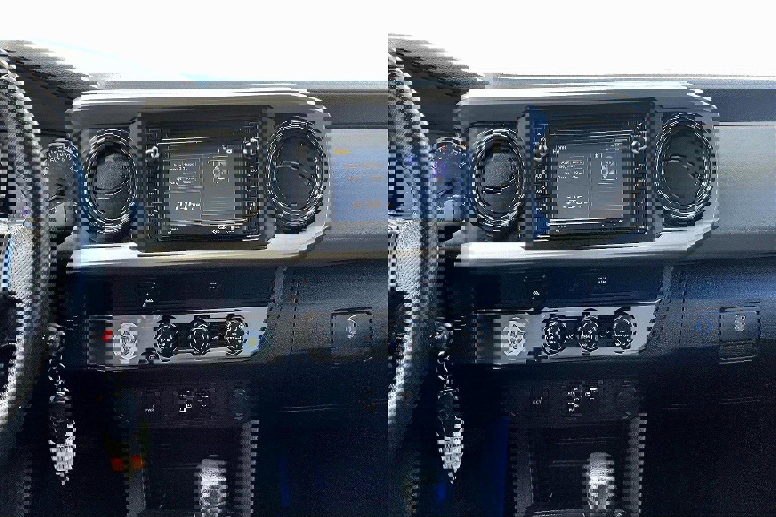 Used 2019 Toyota Tacoma SR5 image 6