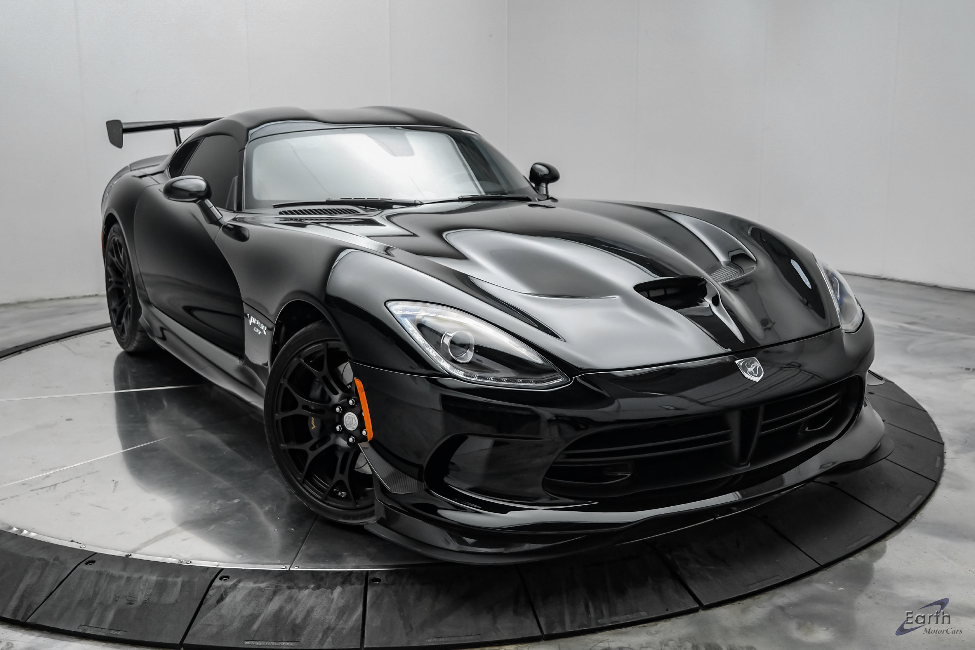 Used 2017 Dodge Viper GTC w/ Time Attack Group 2.0 RWD image 29