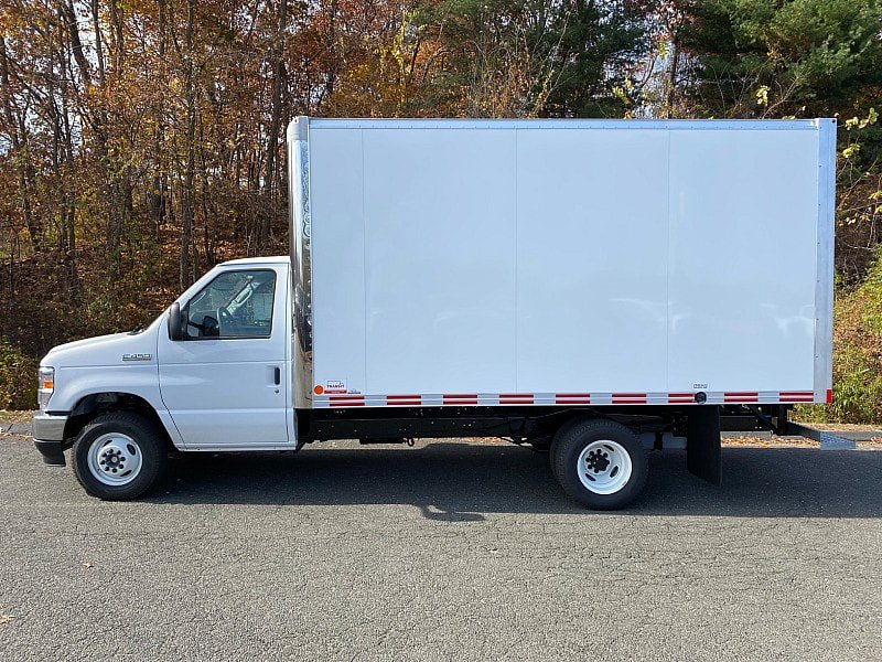 New 2025 Ford E-450 and Econoline 450 Super Duty w/ Power Equipment Group RWD image 4