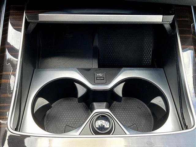 Used 2024 BMW X7 xDrive40i w/ M Sport Package image 26
