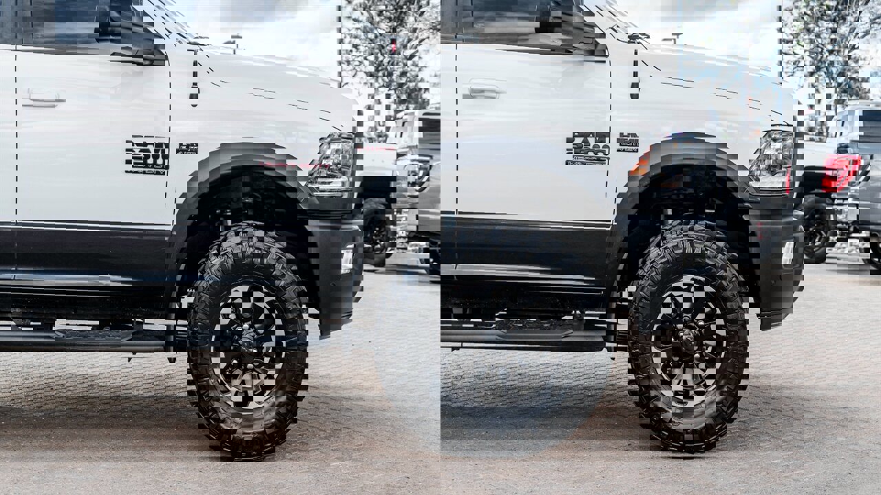 Used 2018 RAM 2500 Power Wagon w/ Heated Seats & Wheel Group image 9