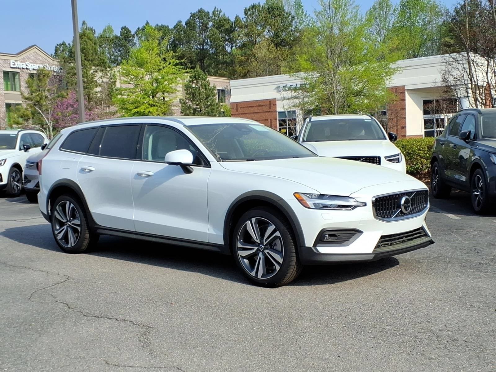 New 2026 Volvo V60 B5 Cross Country Plus w/ Protection Package Premier AWD/4WD image 1