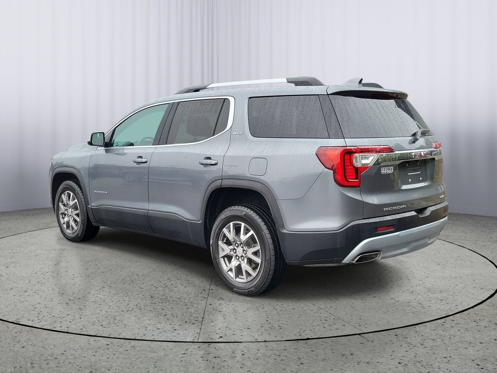 Used 2021 GMC Acadia SLT w/ Preferred Package AWD/4WD image 4