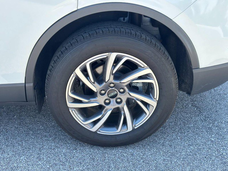 Certified 2023 Lincoln Corsair FWD w/ Equipment Group 101A image 11