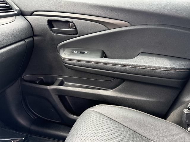Certified 2024 Honda Passport TrailSport image 23