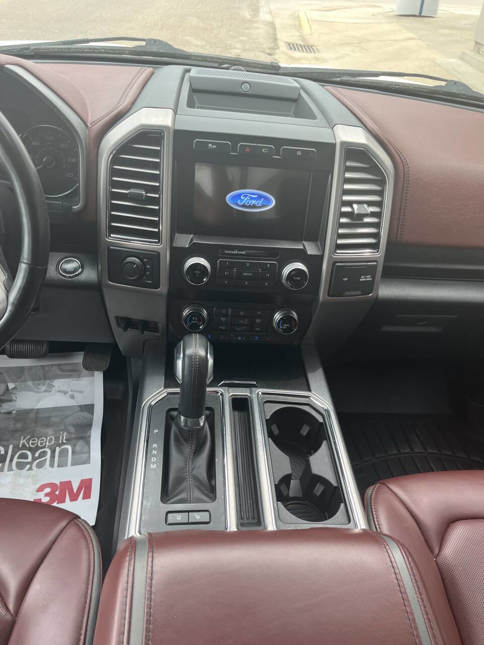 Used 2019 Ford F150 Platinum w/ Equipment Group 701A Luxury image 16