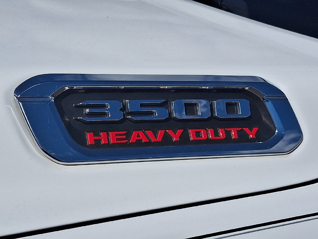 Used 2021 RAM 3500 Tradesman w/ Chrome Appearance Group AWD/4WD image 31
