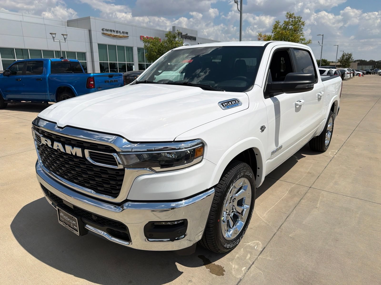 New 2027 RAM 1500 4x4 Crew Cab image 9