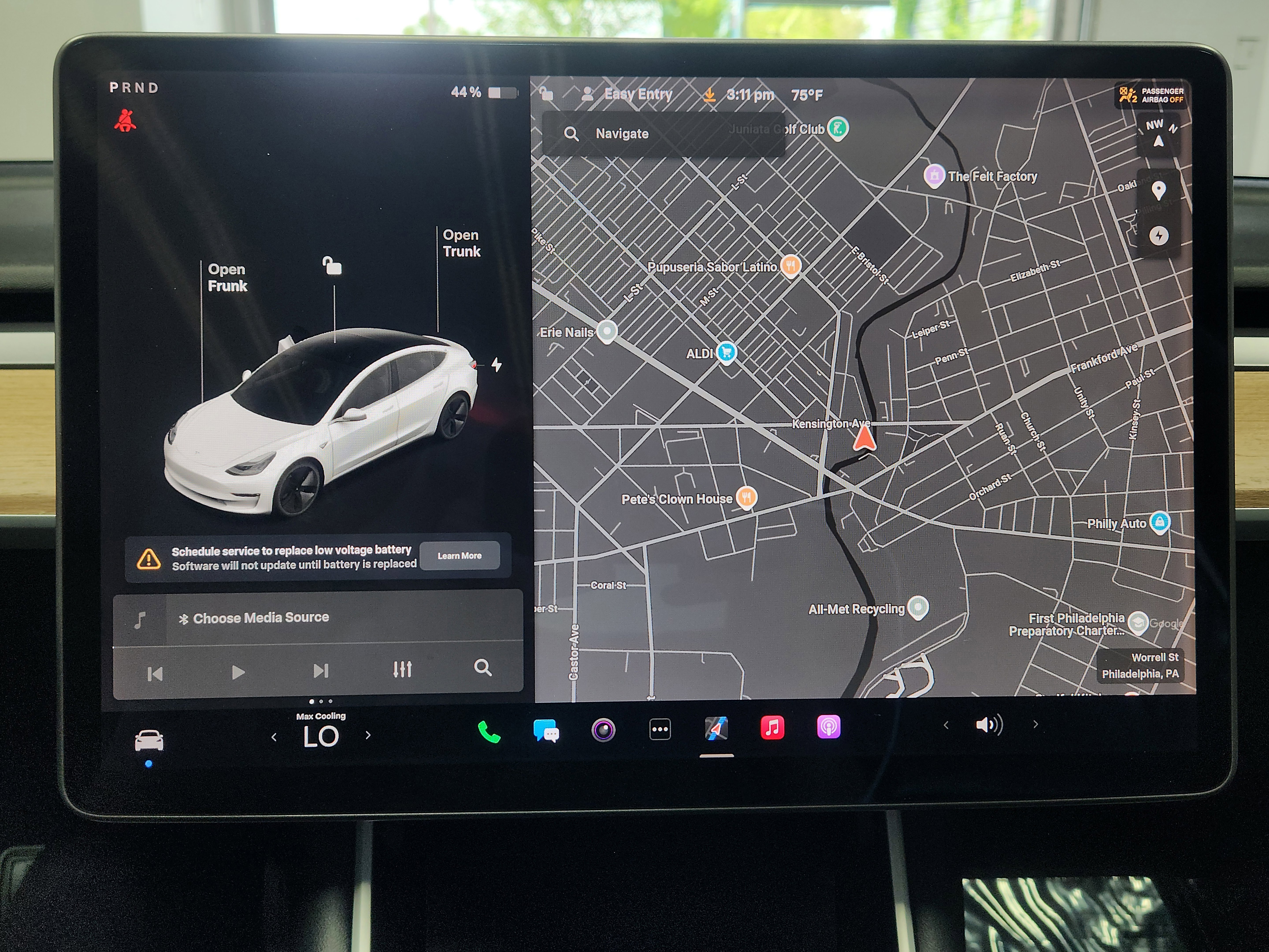 Used 2020 Tesla Model 3 Standard Range RWD image 21