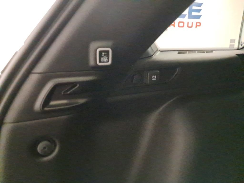 New 2026 Jeep Grand Cherokee Altitude image 23