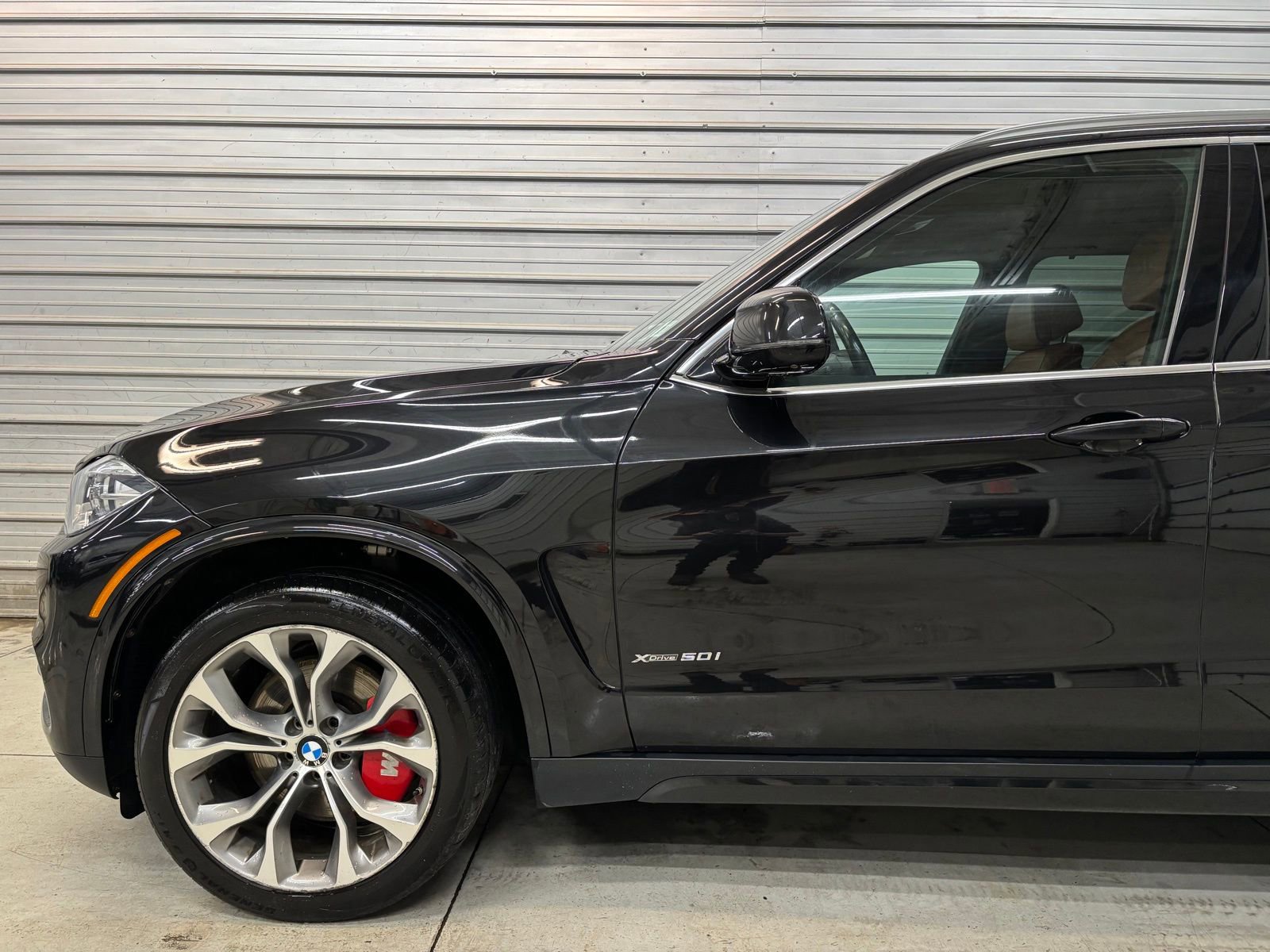 Used 2017 BMW X5 xDrive50i image 3