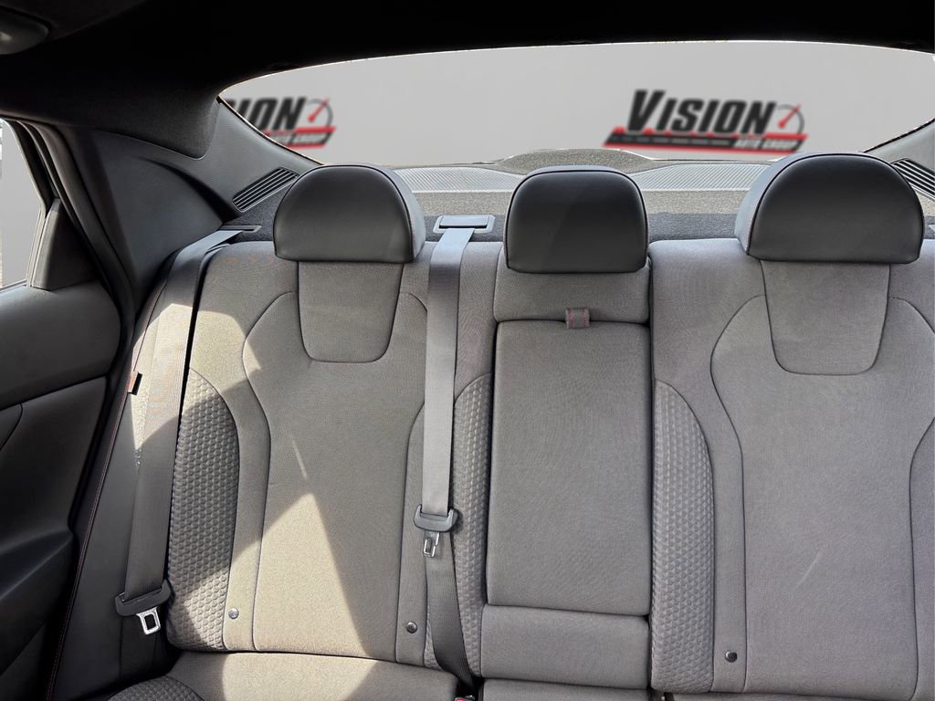 Certified 2025 Hyundai Elantra N Line FWD image 18