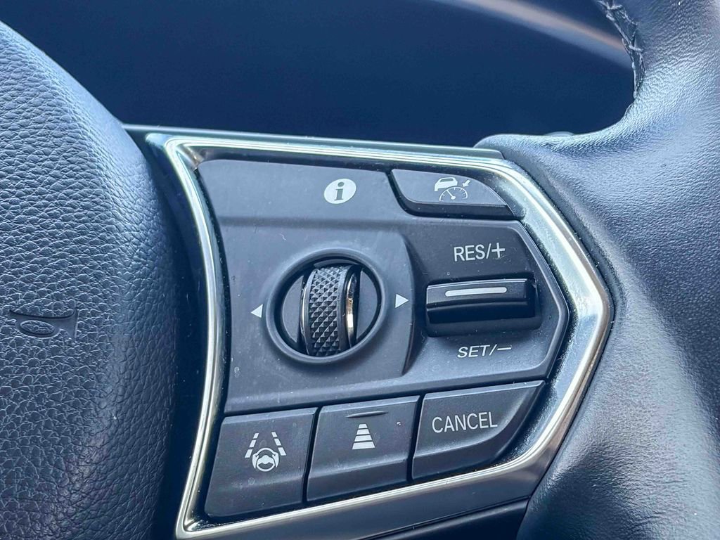 Used 2022 Acura MDX SH-AWD w/ Technology Package image 21