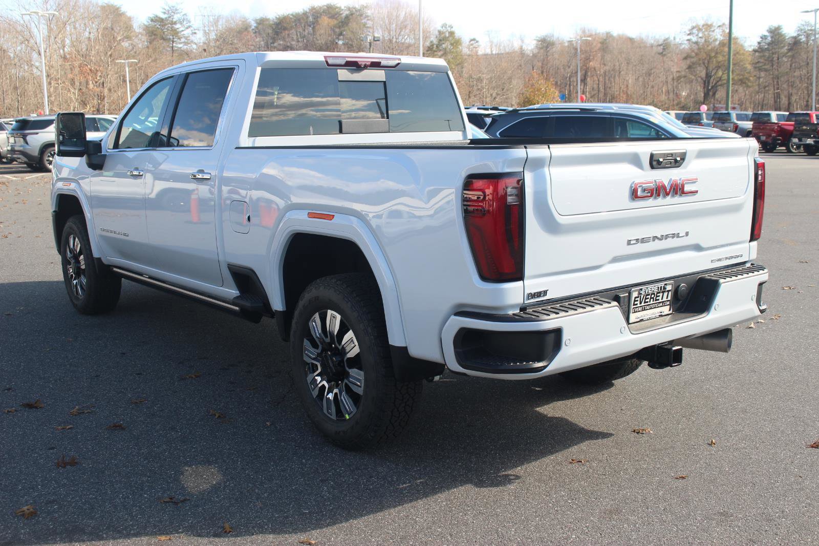 New 2026 GMC Sierra 2500 Denali w/ Denali Reserve Package image 5