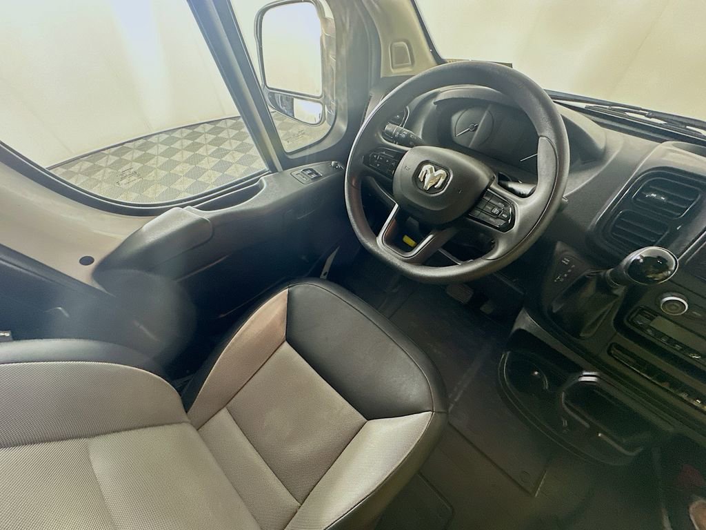 Used 2023 RAM ProMaster 2500 image 9