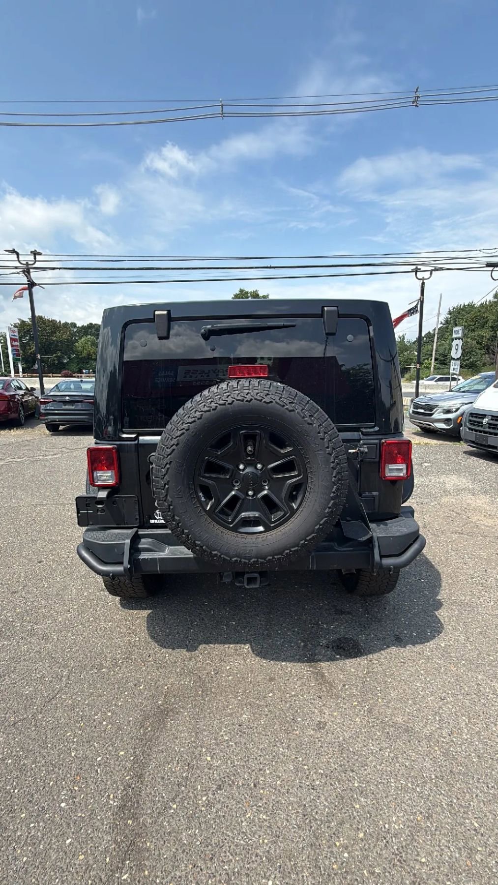 Used 2016 Jeep Wrangler Unlimited Sahara image 6