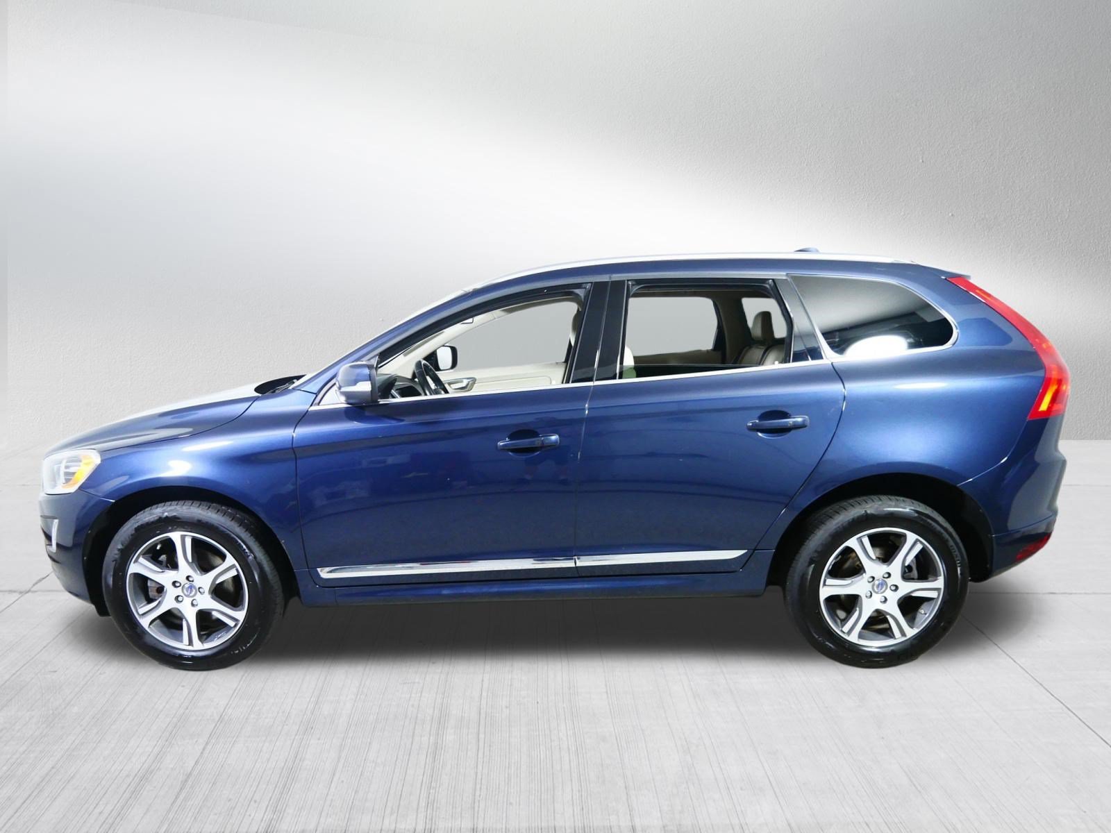 Used 2015 Volvo XC60 T6 AWD/4WD image 4