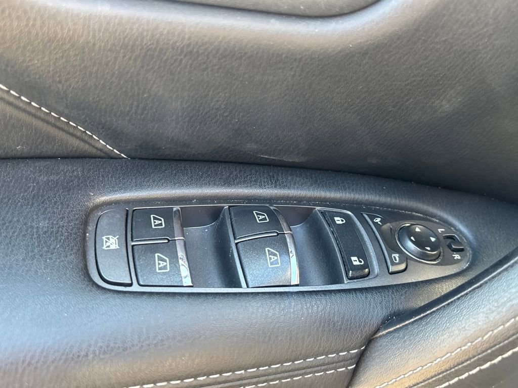 Used 2019 INFINITI QX80 Luxe image 6