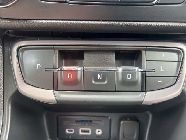 Used 2024 GMC Terrain AT4 image 17