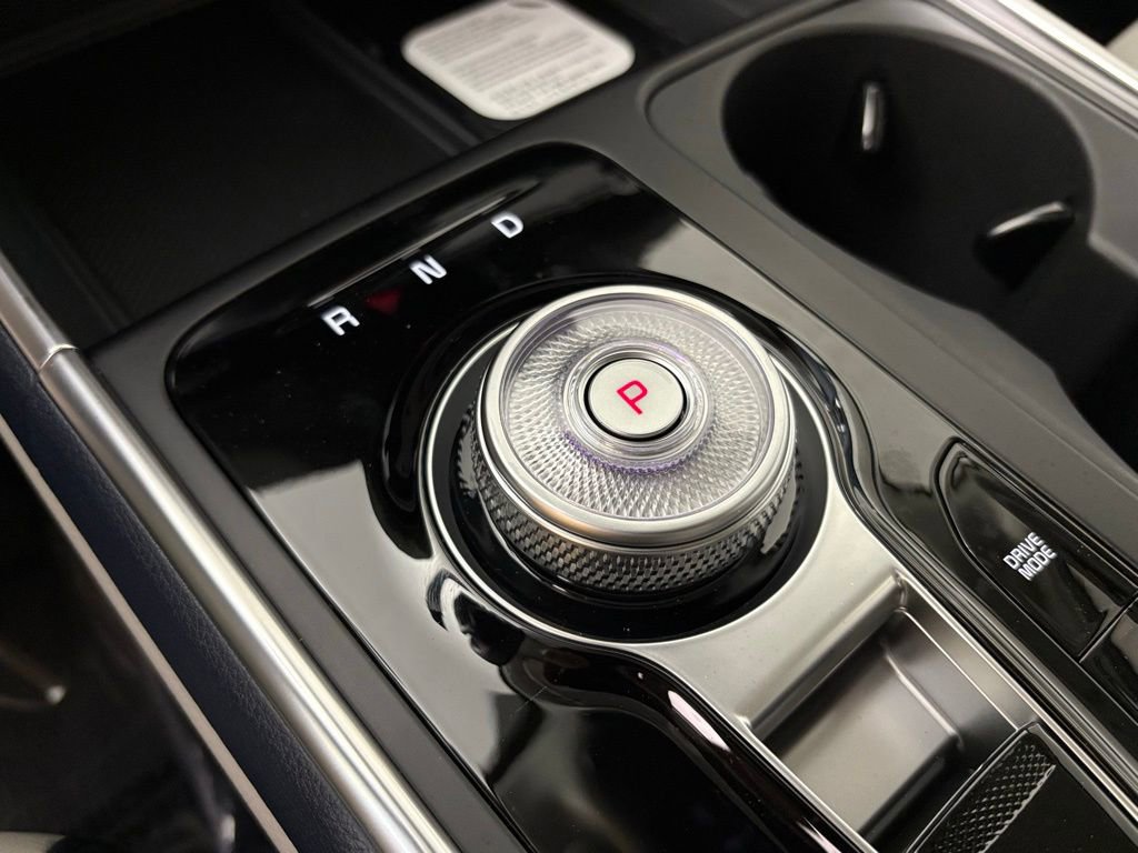 New 2026 Kia Carnival EX FWD image 29