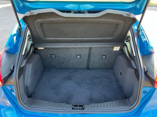 Used 2016 Ford Focus SE w/ SE Cold Weather Package FWD image 10