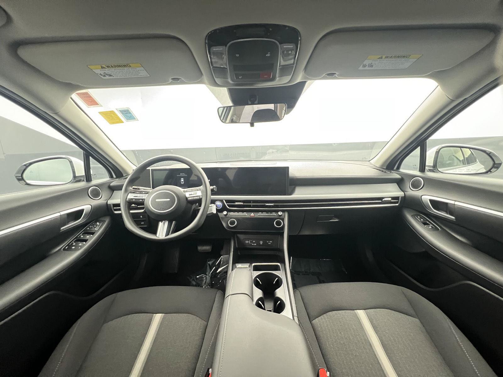 Used 2025 Hyundai Sonata SEL FWD image 19