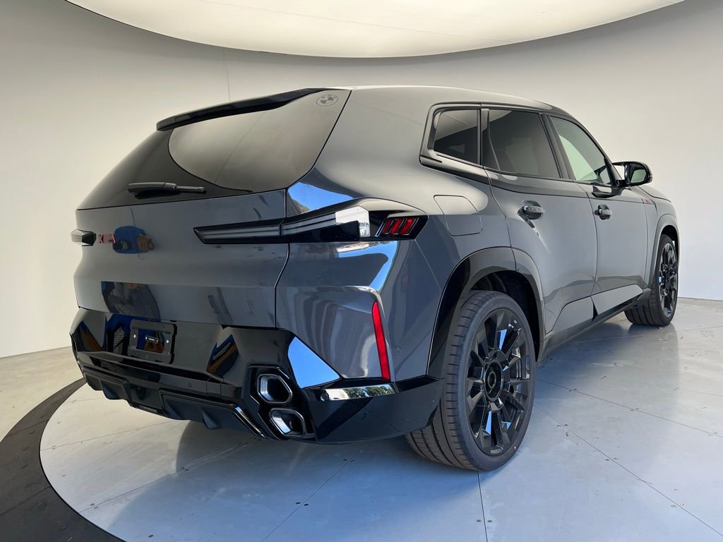 Used 2026 BMW XM Label Red w/ M Driver's Package image 3