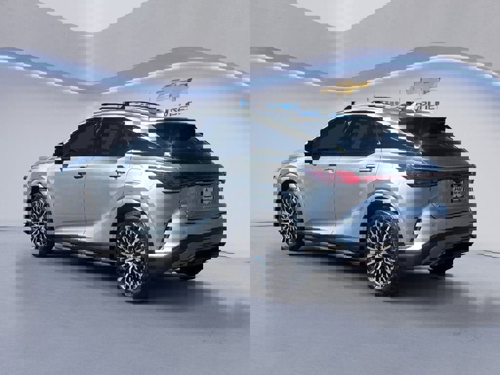 Used 2023 Lexus RX 350 w/ Cold Area Package image 3