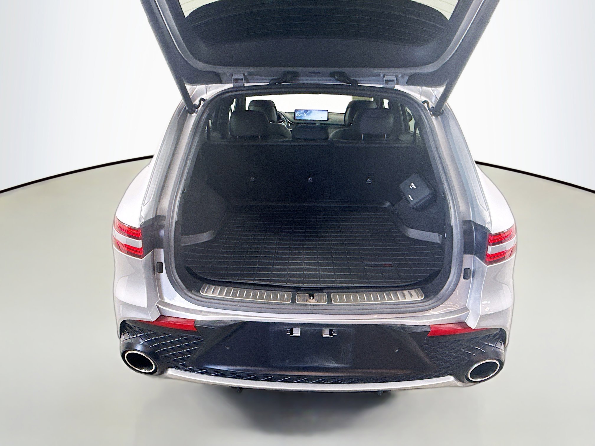 Used 2024 Genesis GV70 3.5T Sport w/ Sport Prestige Package image 26