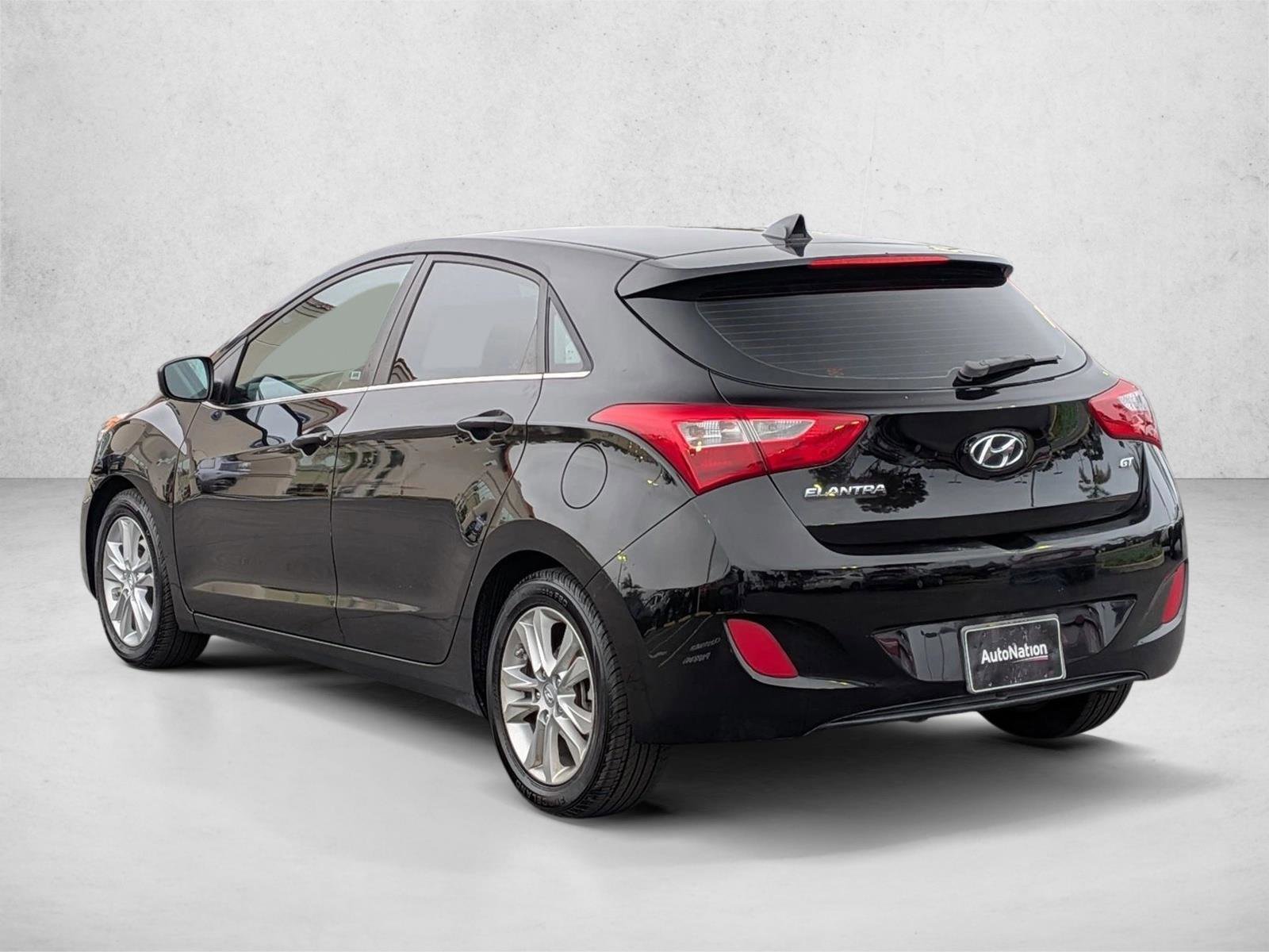 Used 2013 Hyundai Elantra GT FWD image 8