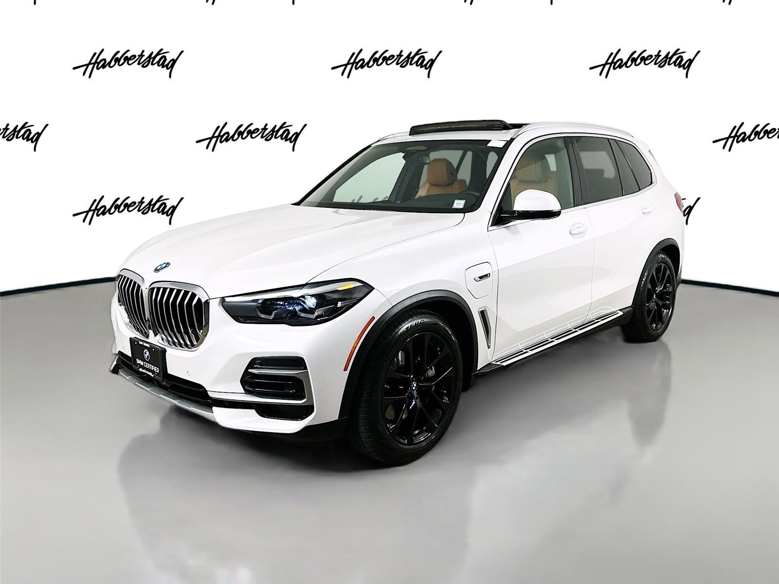 Certified 2022 BMW X5 xDrive45e image 1