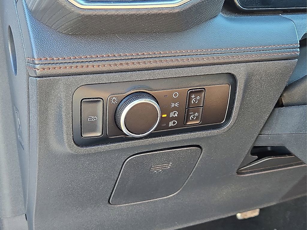 Used 2024 Ford Mustang Premium image 20