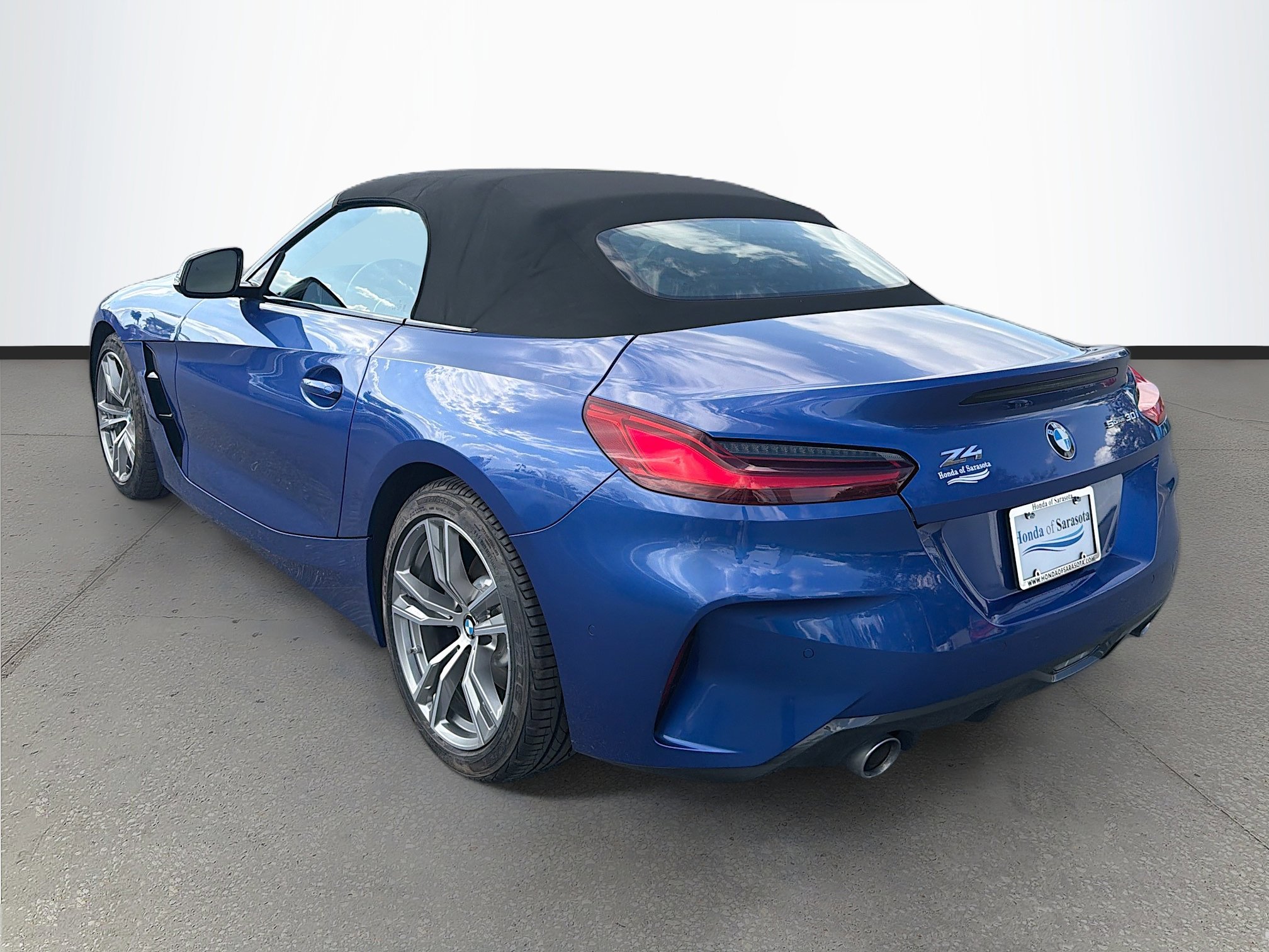 Used 2025 BMW Z4 sDrive30i image 6