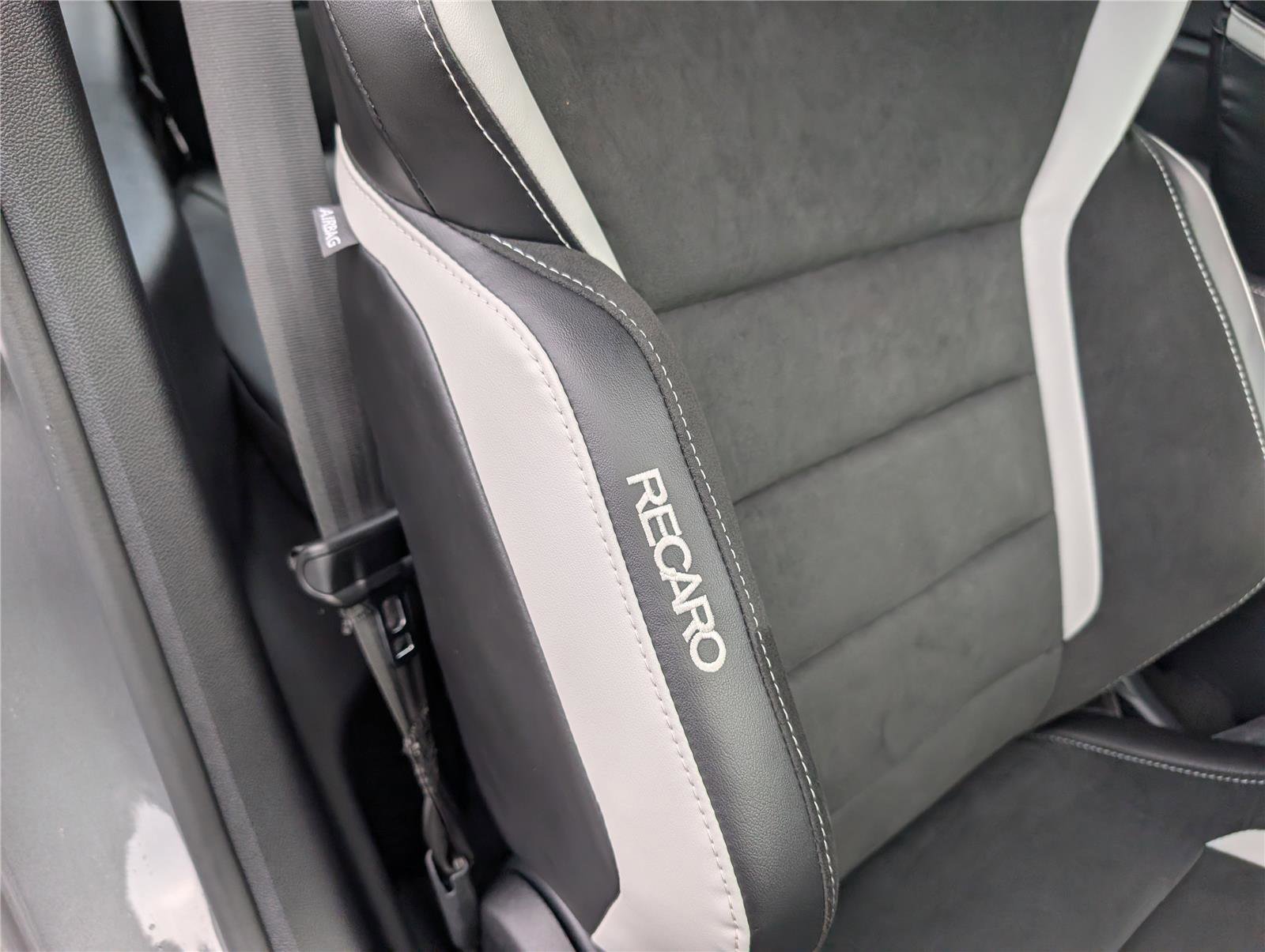 Used 2021 Ford Mustang Shelby GT500 w/ Technology Package image 23