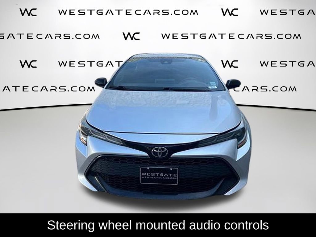 Used 2020 Toyota Corolla SE FWD image 2